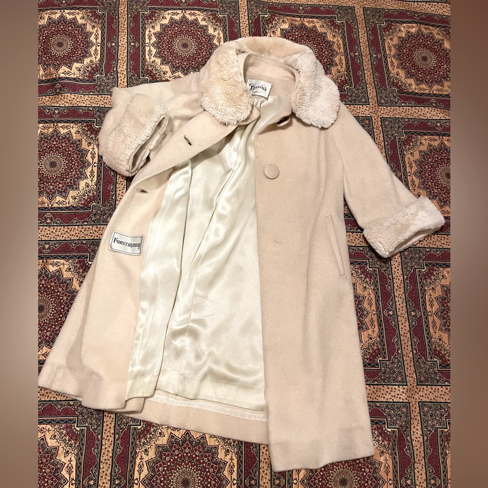 Vintage coat by Bain's Las Vegas with real fur